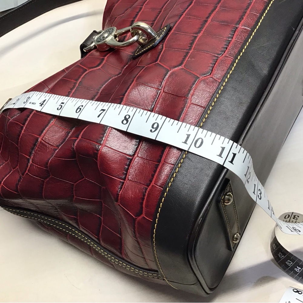 Dooney & Bourke Red Croc Embossed Italian Leather Dennison Hobo Shoulder Bag - Picture 14 of 16